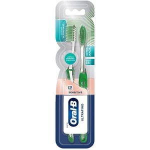 Escova Dental Oral-B Pro-Saude Ultrafino Leve 2 Pague 1